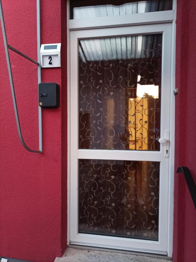 Gaststaette Molitor Appartement Saarlouis Buitenkant foto